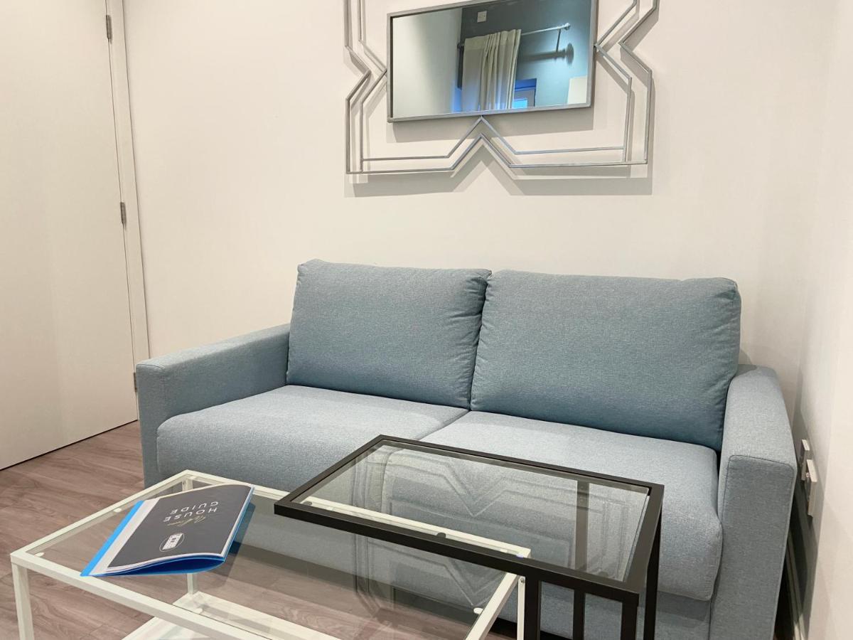 גיברלטר Modern City Centre Two Bedroom Windsor Apartment - Grand Central House מראה חיצוני תמונה