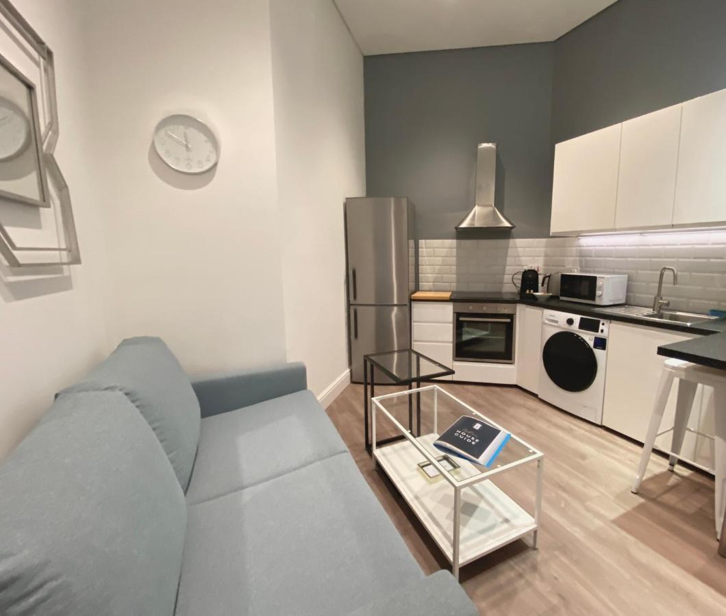 גיברלטר Modern City Centre Two Bedroom Windsor Apartment - Grand Central House מראה חיצוני תמונה