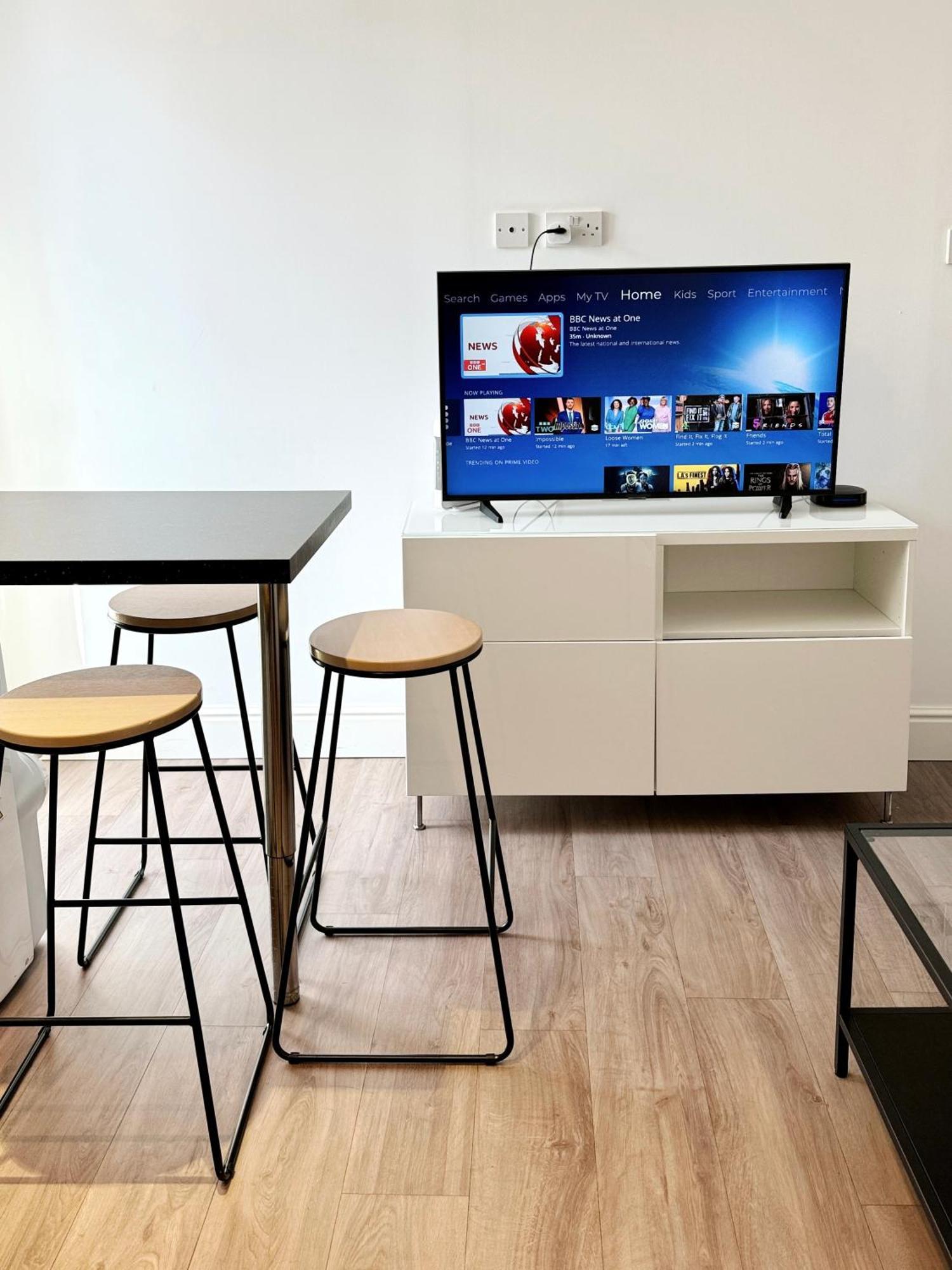 גיברלטר Modern City Centre Two Bedroom Windsor Apartment - Grand Central House מראה חיצוני תמונה